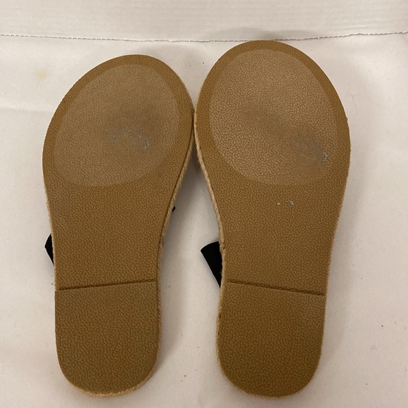 JustFab Aminta Flat Espadrilles Sandals Women’s Size 9 Black & Cream/Tan - Picture 6 of 8